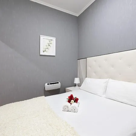 Apartamentos Day Madrid Luna Centro Gran Via Sol Malasana Extérieur photo