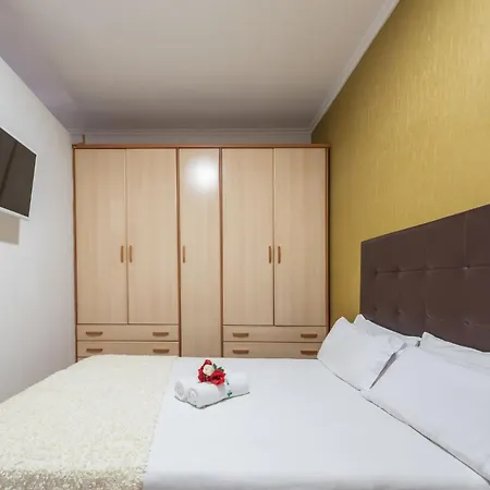 Apartamentos Day Madrid Luna Centro Gran Via Sol Malasana Extérieur photo